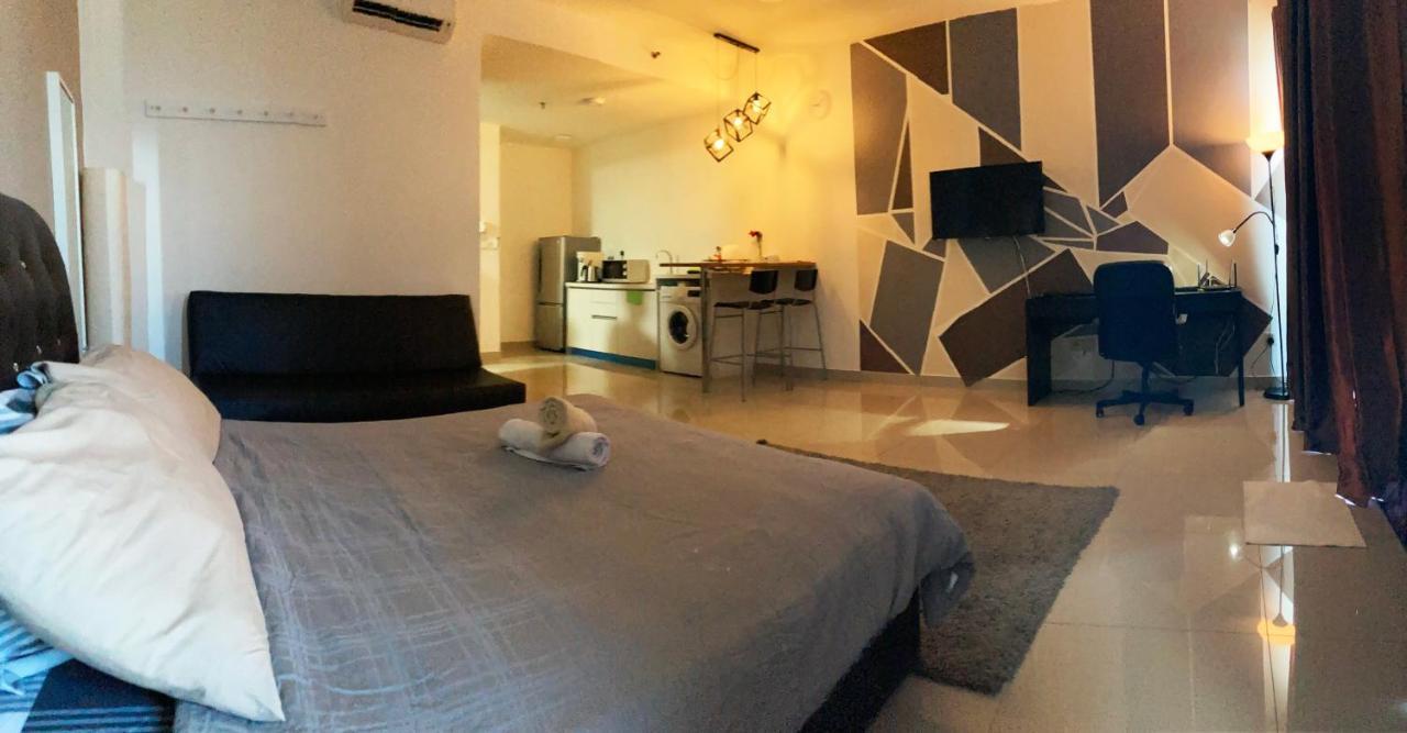 Warm Stay At Trefoil Setia Alam Buitenkant foto